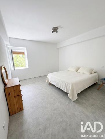 Maison à vendre 8 pièces 209 m² Le Pont-de-Beauvoisin