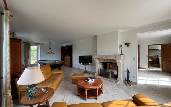 Maison à vendre    7 pièces • 233 m2 Rozay-en-Brie