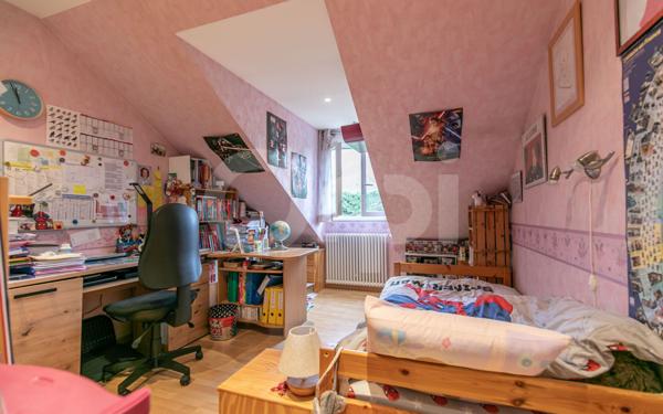 Maison à vendre    5 pièces • 155 m2 Chennevières-sur-Marne