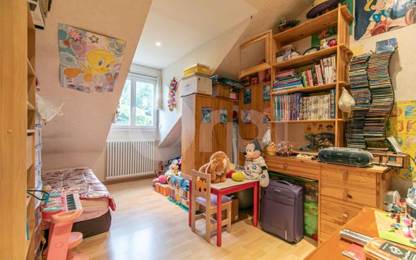 Maison à vendre    5 pièces • 155 m2 Chennevières-sur-Marne