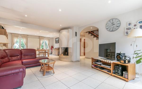 Maison à vendre    5 pièces • 155 m2 Chennevières-sur-Marne
