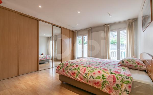 Maison à vendre    5 pièces • 155 m2 Chennevières-sur-Marne