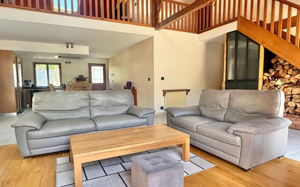 Maison à vendre    8 pièces •  Athis-Mons