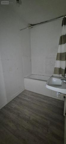 Immeuble à vendre à La-Ferté-Bernard dans la Sarthe (72400), ref : 462   
CENTRE VILLE