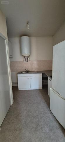 Immeuble à vendre à La-Ferté-Bernard dans la Sarthe (72400), ref : 462   
CENTRE VILLE