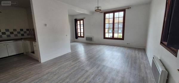 Immeuble à vendre à La-Ferté-Bernard dans la Sarthe (72400), ref : 462   
CENTRE VILLE