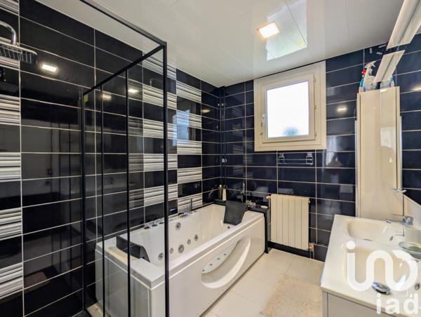 Maison à vendre 7 pièces 230 m² Grandvilliers