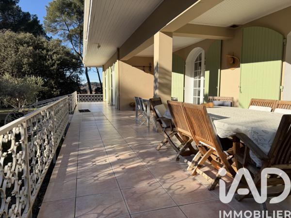 Maison à vendre 4 pièces 167 m² Lambesc