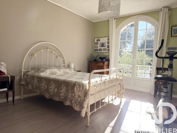 Maison à vendre 4 pièces 167 m² Lambesc