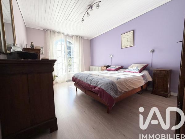 Maison à vendre 4 pièces 167 m² Lambesc