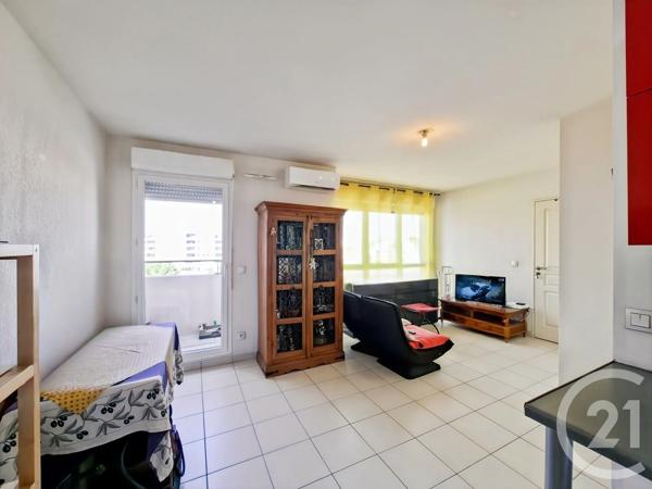 Appartement T2 à vendre  2 pièces - 37,60 m 2   AUBAGNE  - 13