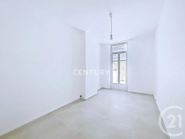 Appartement T2 à vendre  2 pièces - 37,60 m 2   AUBAGNE  - 13