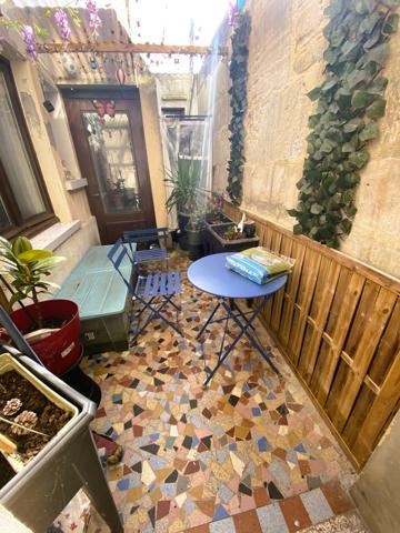 MAISON DE VILLE 4 CHAMBRES AVEC TERRASSE COUVERTE