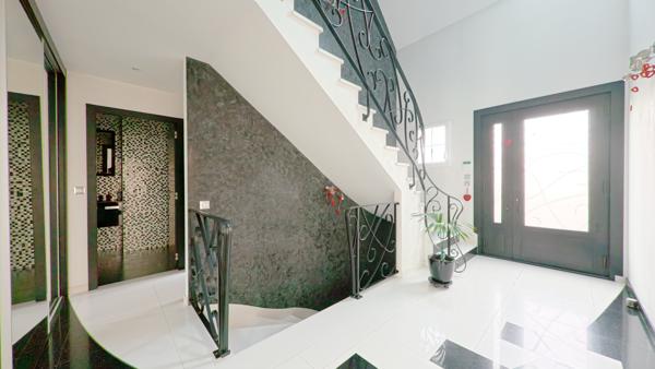 Maison 7 pièces - 340 m² Bien prestige