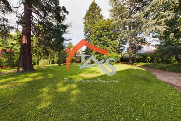 Vente Terrain 1210 m2 à Saint-Chamond