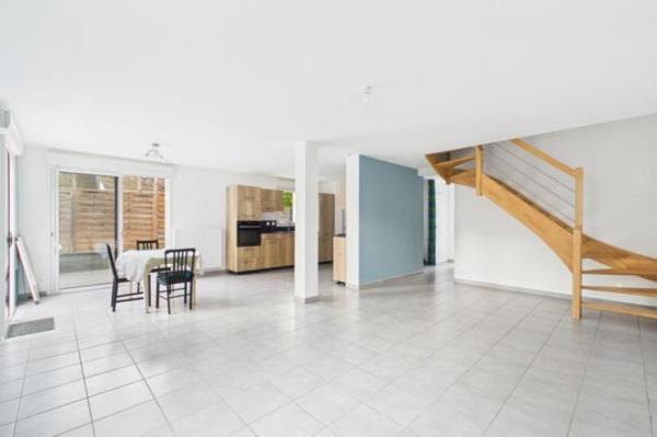 Vente - Maison 5 pièces 92 m 2 THOUARE SUR LOIRE (44470)