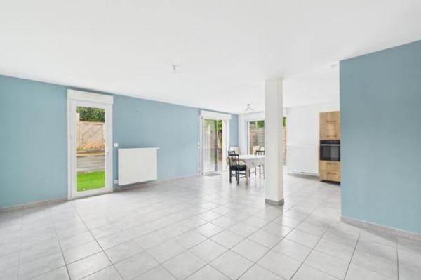Vente - Maison 5 pièces 92 m 2 THOUARE SUR LOIRE (44470)