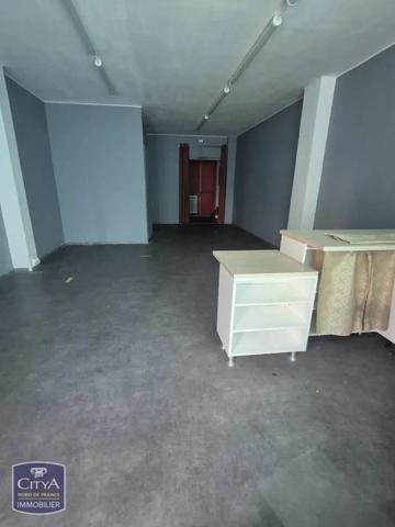 Local professionnel à louer 46.96m² Maubeuge (59600)