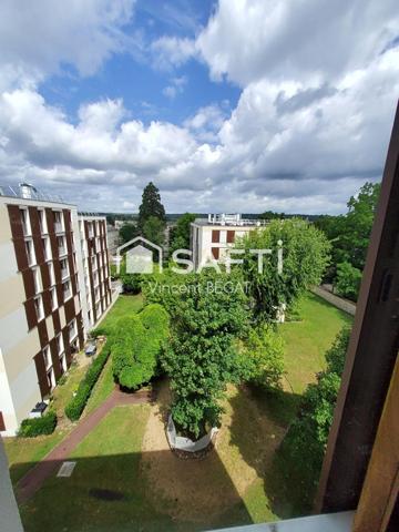 Résidence calme superbe quatre pièces, vue dégagée