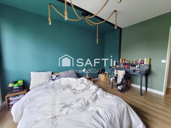 Résidence calme superbe quatre pièces, vue dégagée