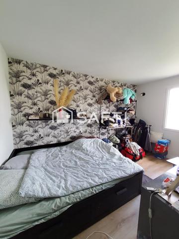 Résidence calme superbe quatre pièces, vue dégagée