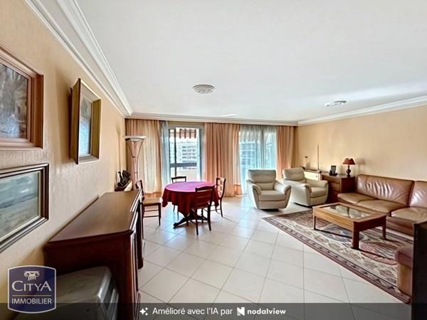 Appartement à vendre 4 pièces 128m² Toulon (83000)