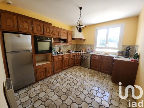 Maison à vendre 9 pièces 157 m² Brie-Comte-Robert