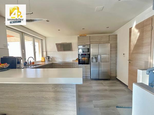 Maison - 7 pièces - 131 m²