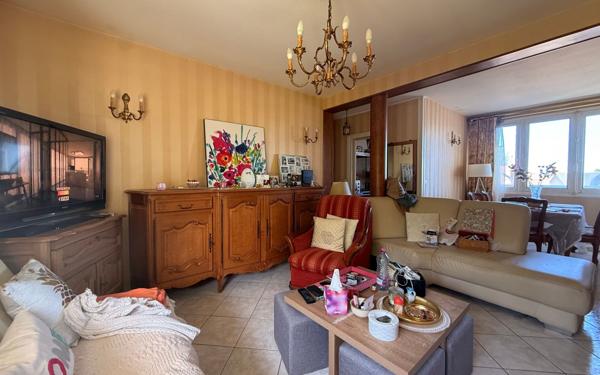 Appartement à vendre    4 pièces •  Saint-Quentin