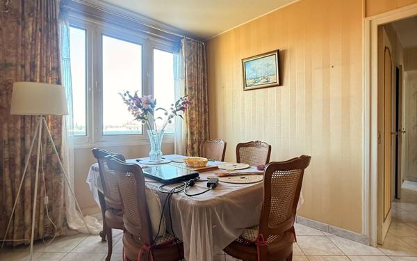 Appartement à vendre    4 pièces •  Saint-Quentin