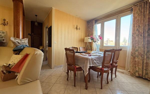 Appartement à vendre    4 pièces •  Saint-Quentin