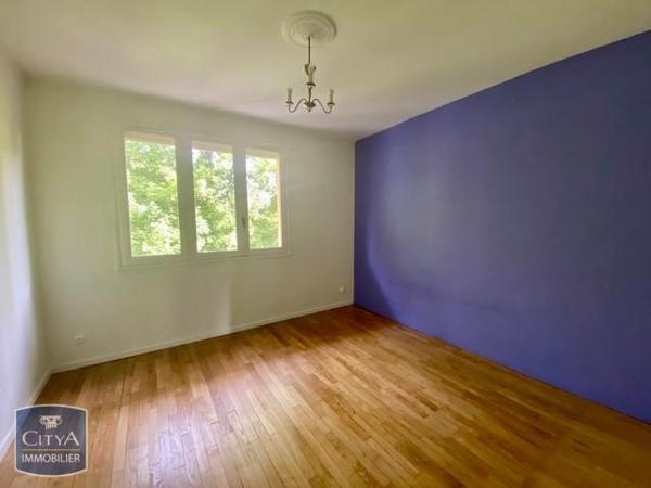 Appartement à louer 3 pièces 69.9m²