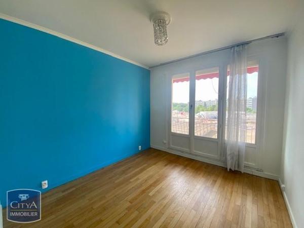 Appartement à louer 3 pièces 69.9m²