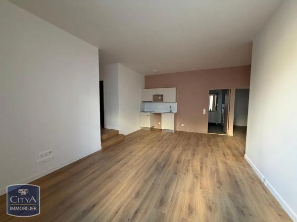 Appartement à louer 2 pièces 59.2m²