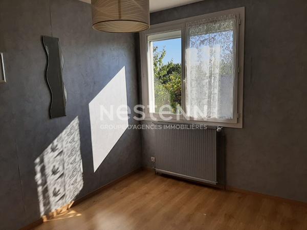 Maison spacieuse à vendre à Bressuire - 3 chambres et jardin