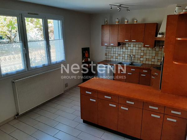 Maison spacieuse à vendre à Bressuire - 3 chambres et jardin