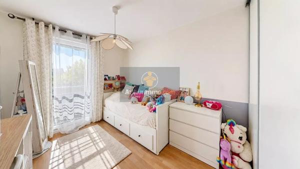 Vente                                                      Maison
                        
                     5 pièces                      110 m2                     à Louveciennes