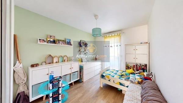 Vente                                                      Maison
                        
                     5 pièces                      110 m2                     à Louveciennes