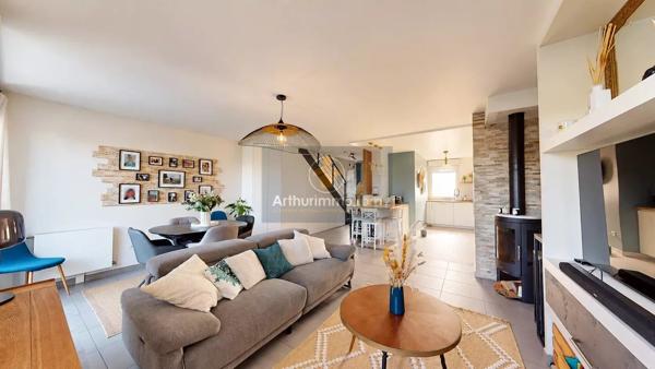 Vente                                                      Maison
                        
                     5 pièces                      110 m2                     à Louveciennes