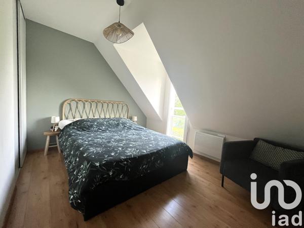 Maison traditionnelle 5 pièces de 97 m² à Loire-Authion (49630)