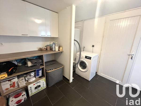 Maison traditionnelle 5 pièces de 97 m² à Loire-Authion (49630)