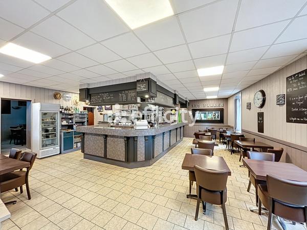 Local Commercial 2 pièces - 85 m²