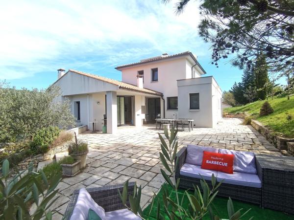 Villa d'architecte de 200m2 sur 2100m2 de terrain