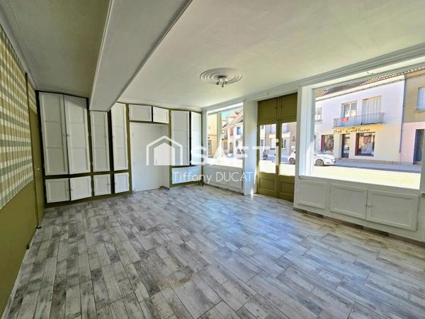 Local commercial, cabinet multiple.