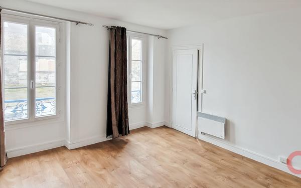 Appartement à vendre    2 pièces • 43,92 m2 Saint-Denis