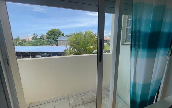 Appartement à vendre    3 pièces • 62,86 m2 Saint-François