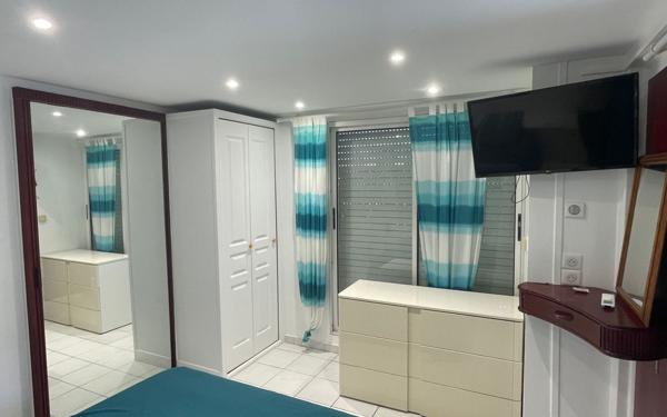 Appartement à vendre    3 pièces • 62,86 m2 Saint-François