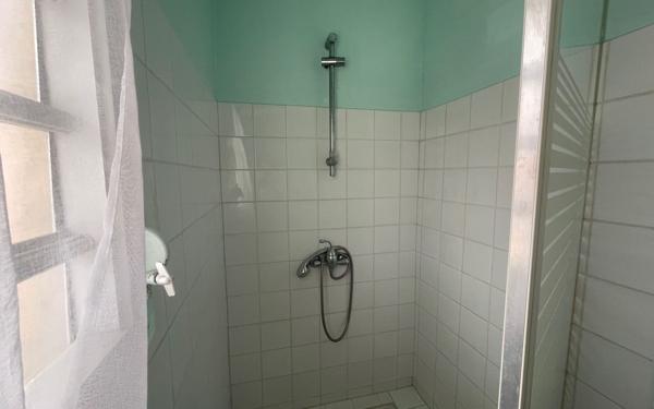 Appartement à vendre    3 pièces • 62,86 m2 Saint-François
