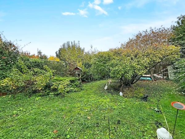 Maison familiale 5 pièces,85 m² habitables environs et 165m² au total environs et , Jardin et terrasse Choisy-le-Roi centre