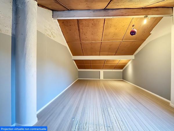 Maison familiale 5 pièces,85 m² habitables environs et 165m² au total environs et , Jardin et terrasse Choisy-le-Roi centre